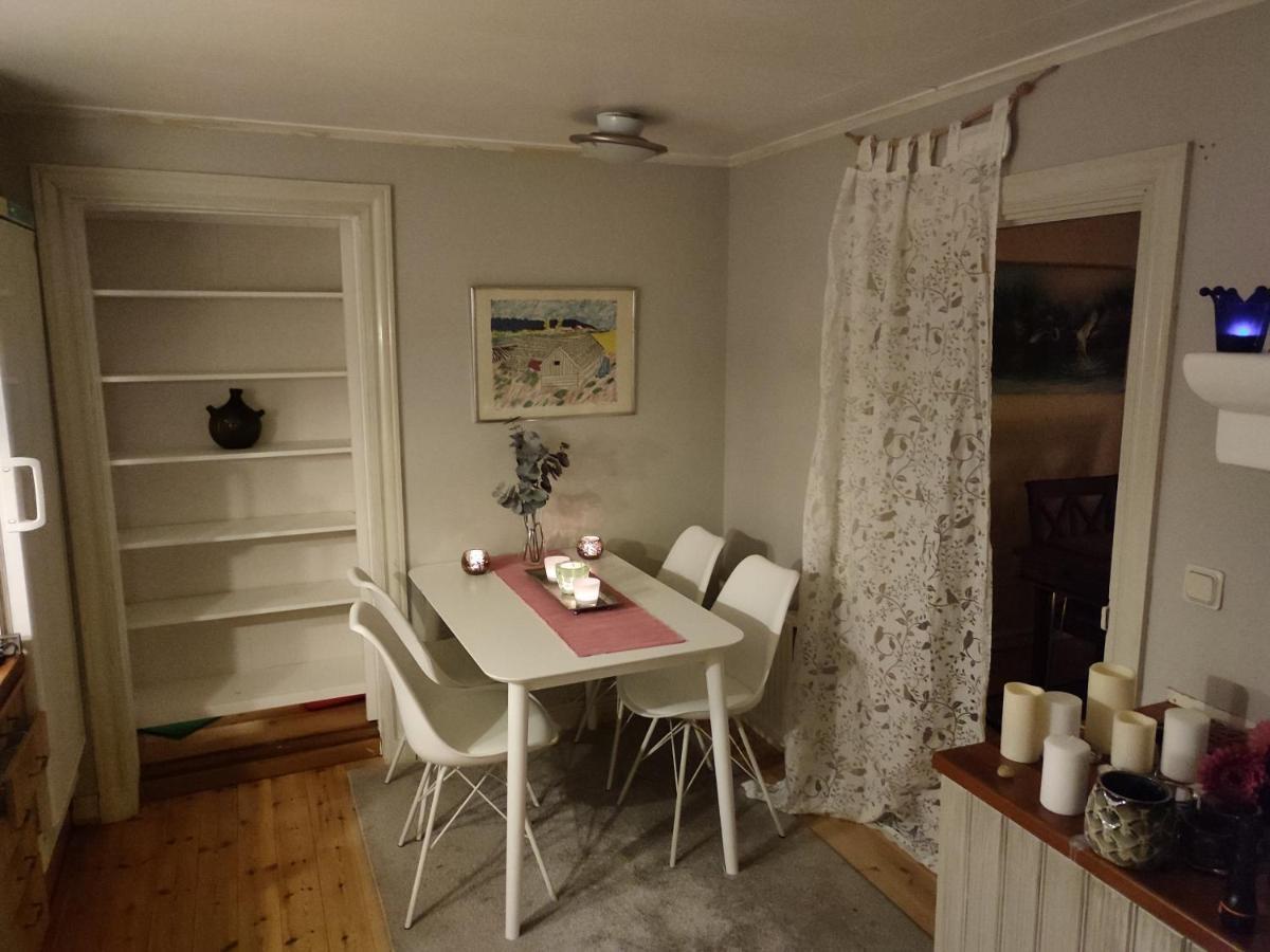 Den Unika Sekelskiftsvaningen. Daire Norrtälje Dış mekan fotoğraf